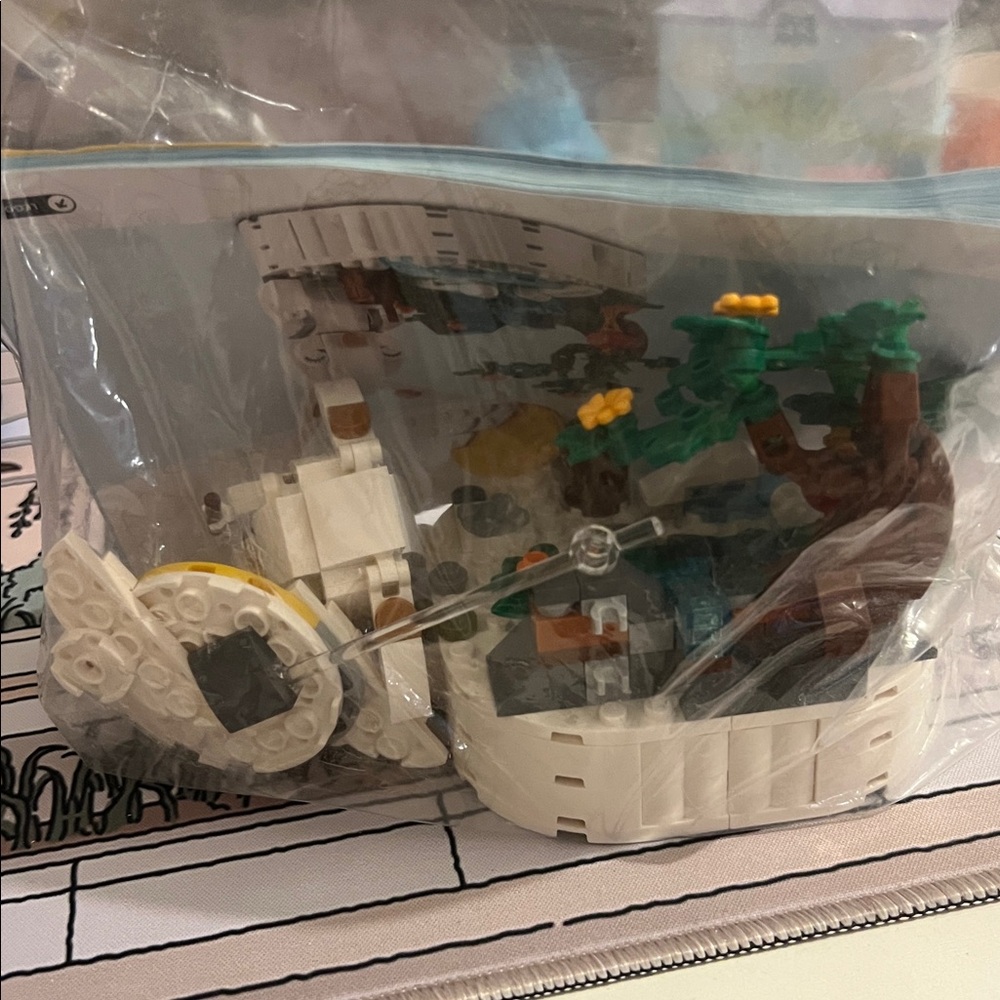 LEGO White Rabbit with Yellow Moon and Green Tree - Picture 2 of 2